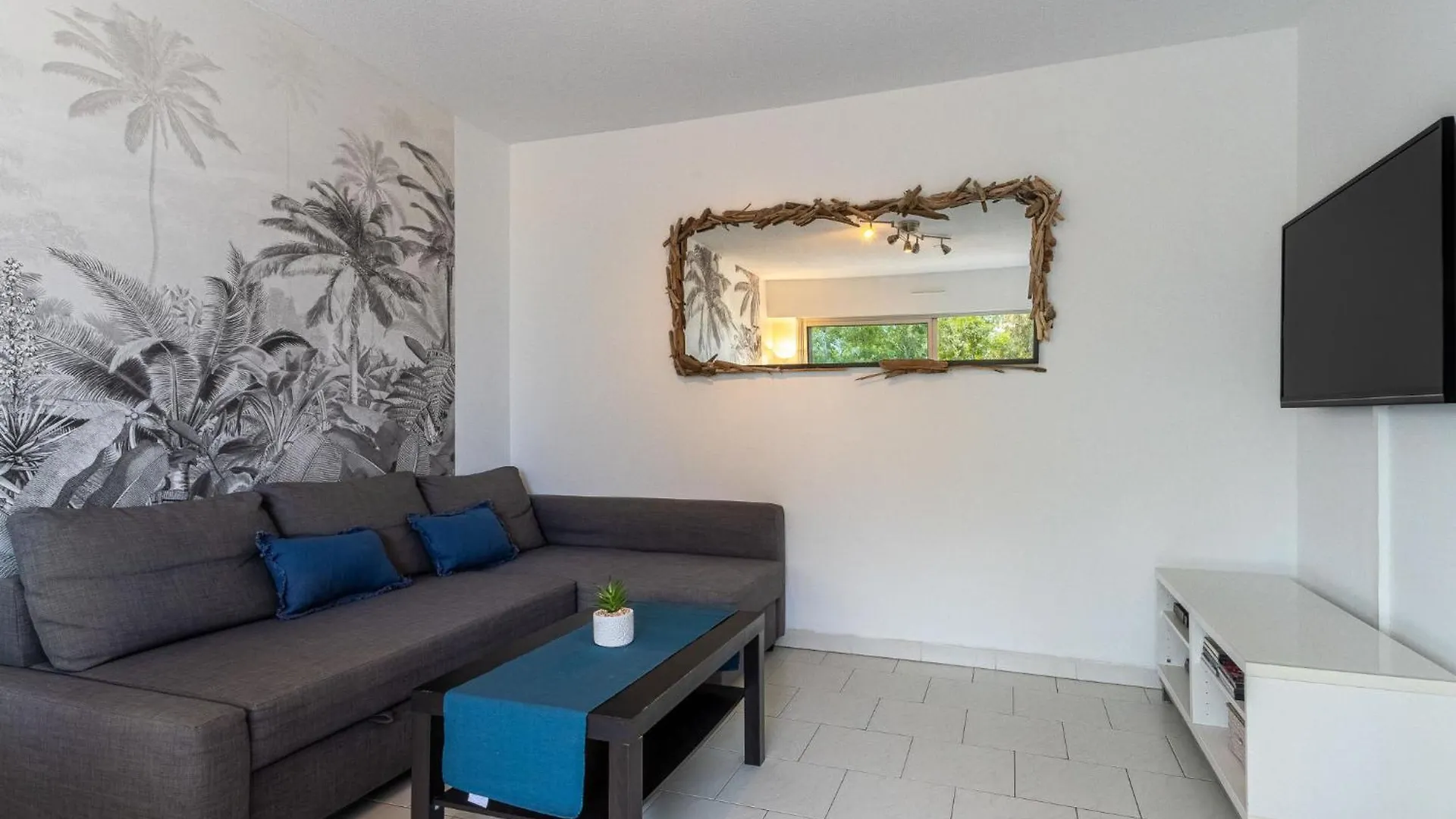 Apartment Le Grand Large-2 By Interhome Hyeres France